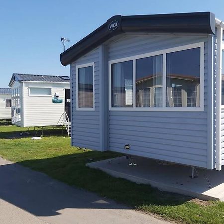 8 Berth Caravan At Parkdean Camber Sands Exterior foto